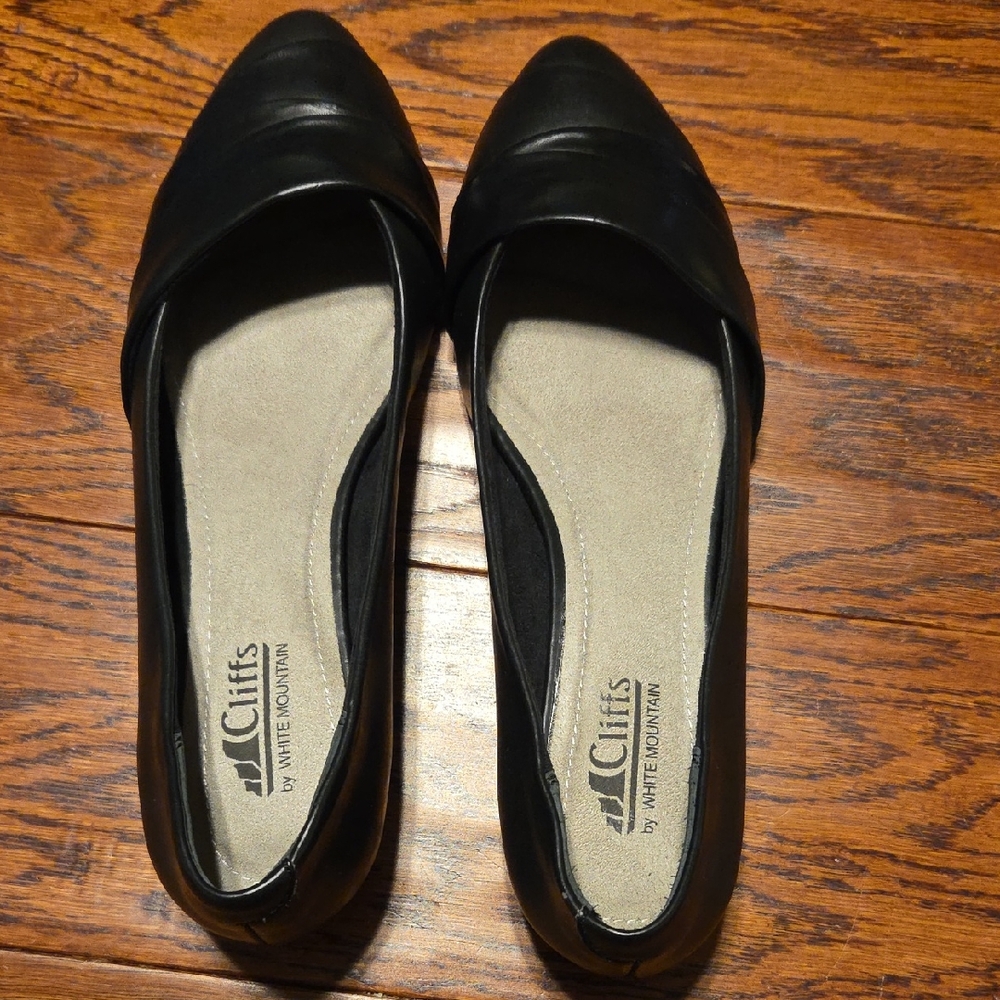 Cliffs by White Mountain Black Flats Penny Style